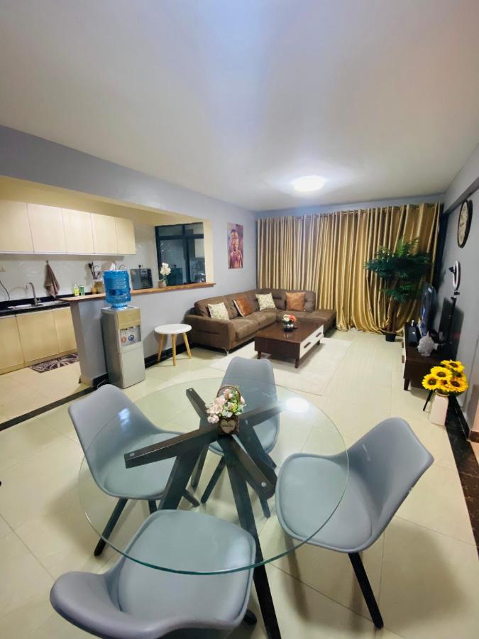 Lovely 2Bedroom Condo, Free Parking On Premises.. Nairobi Kültér fotó