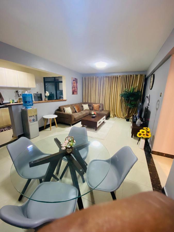 Lovely 2Bedroom Condo, Free Parking On Premises.. Nairobi Kültér fotó