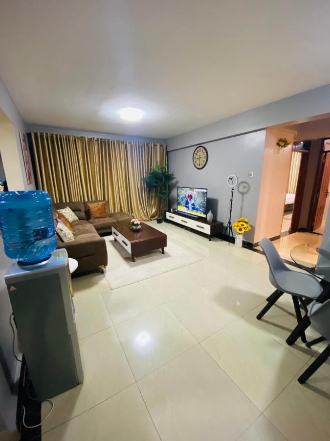 Lovely 2Bedroom Condo, Free Parking On Premises.. Nairobi Kültér fotó